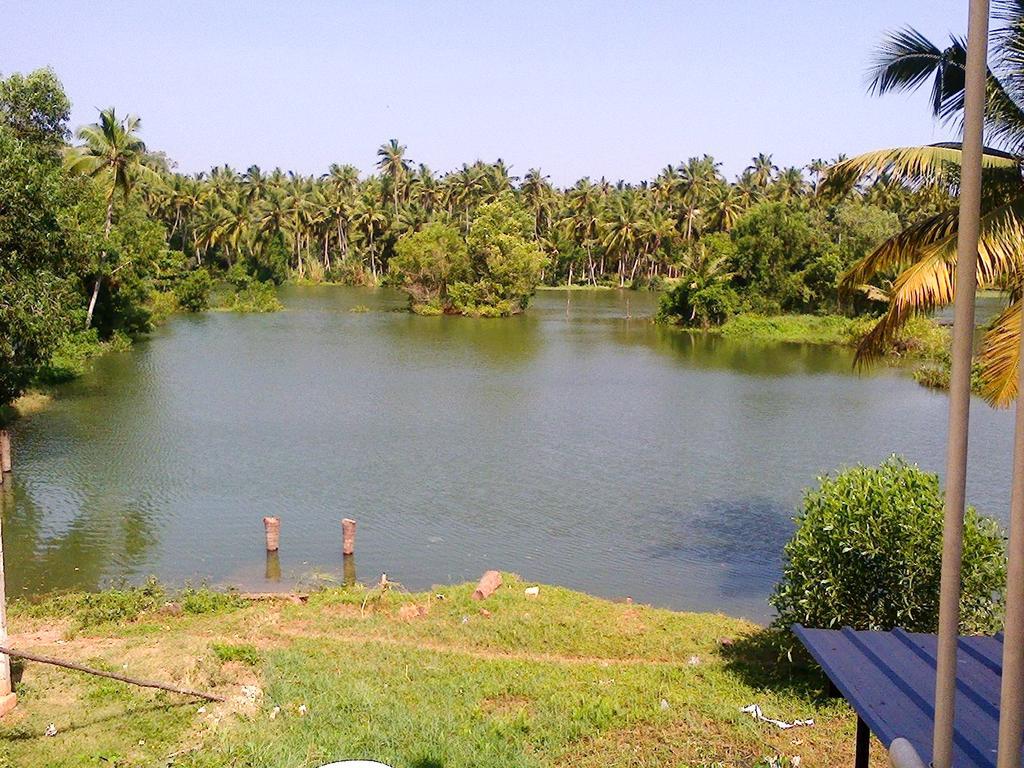 Hotel Geethu International Kovalam Ngoại thất bức ảnh