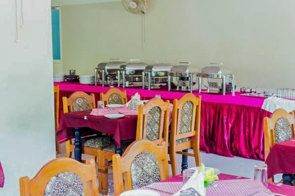 Hotel Geethu International Kovalam Ngoại thất bức ảnh