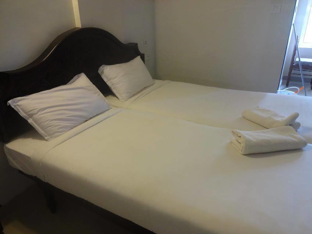 Hotel Geethu International Kovalam Ngoại thất bức ảnh