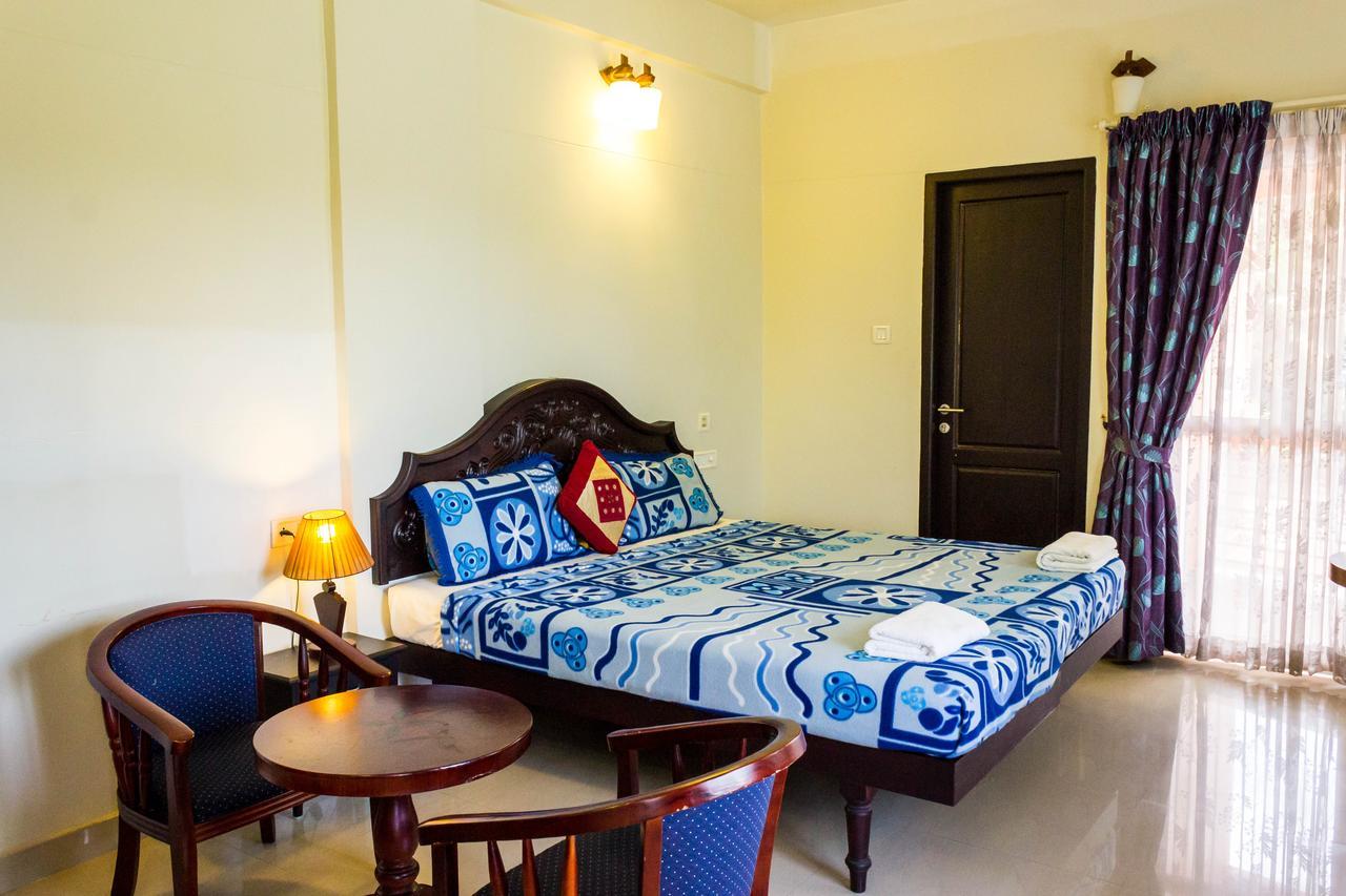 Hotel Geethu International Kovalam Ngoại thất bức ảnh
